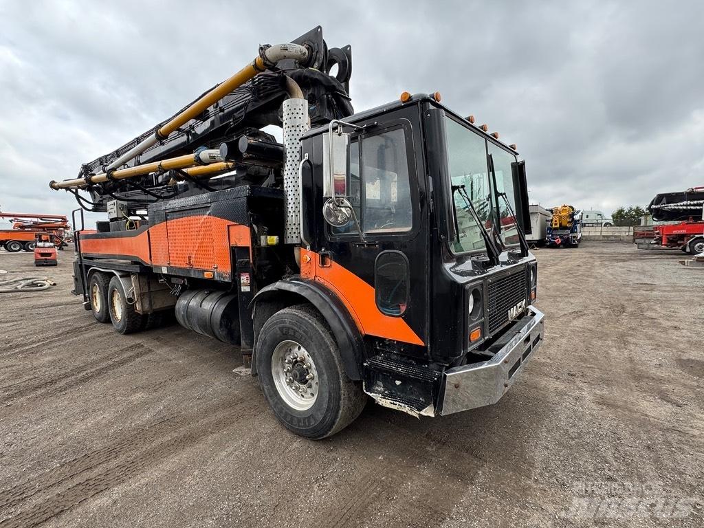 Putzmeister 36 M Concrete pump trucks