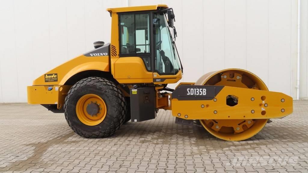 Volvo SD 135 B Single drum rollers