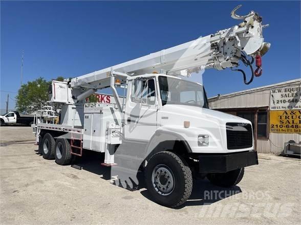 Altec D4065TR Truck & Van mounted aerial platforms