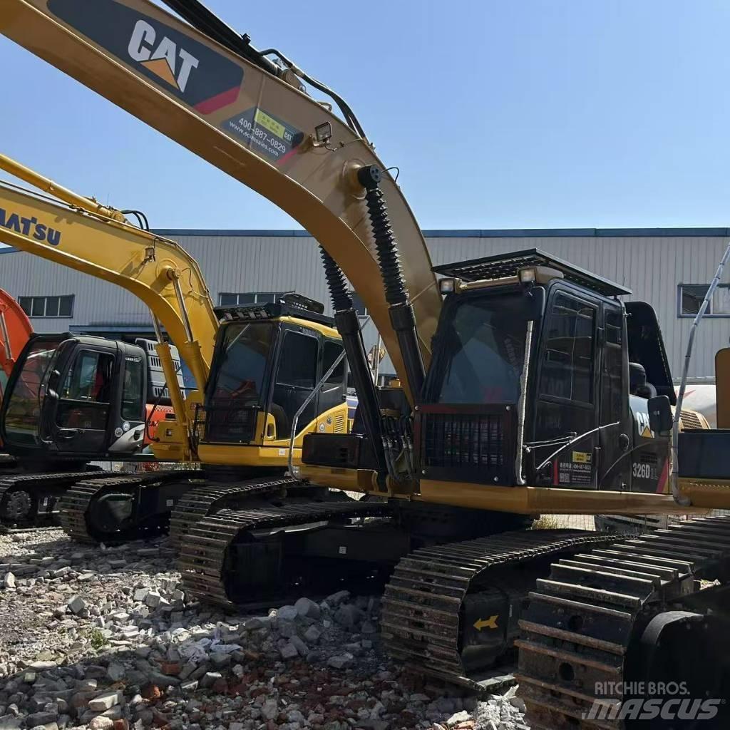 CAT 326D2L Crawler excavators