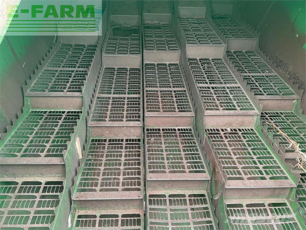 John Deere T560HM Combine harvesters