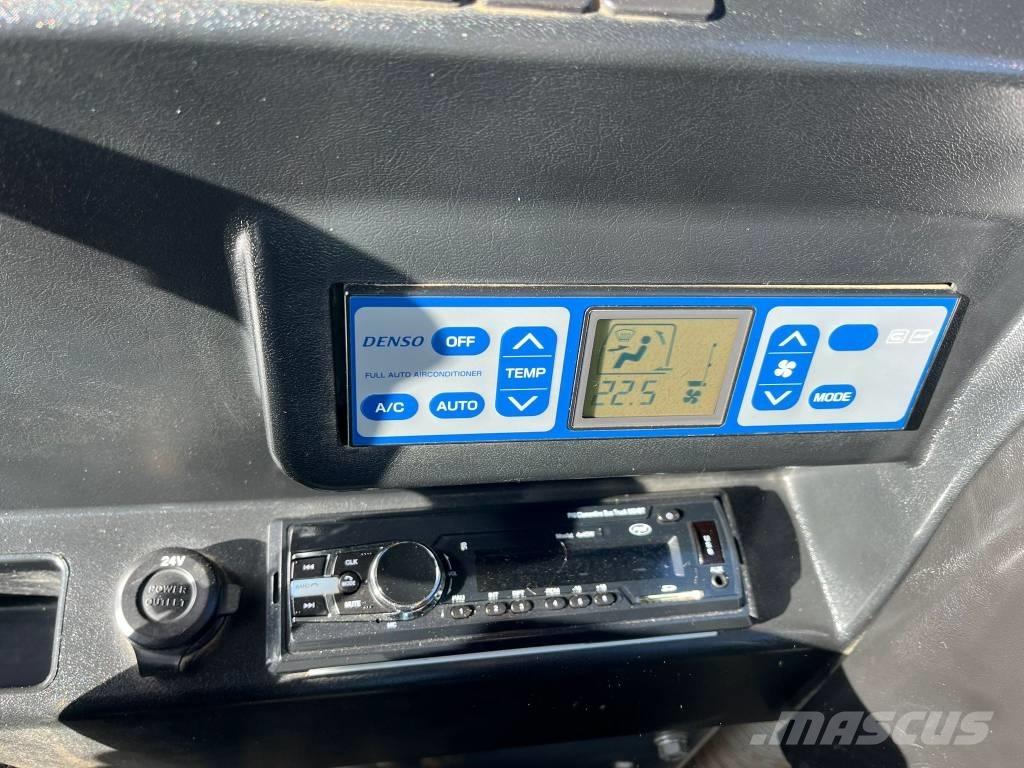 Takeuchi TB 295 W Wheeled excavators