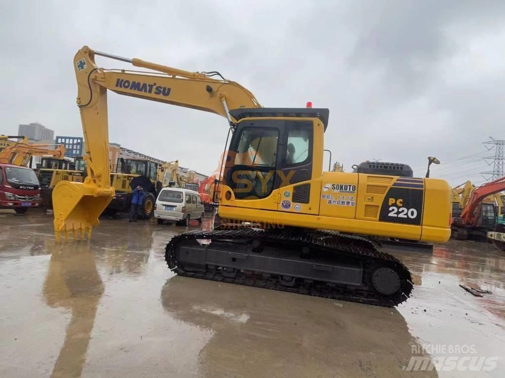 Komatsu PC 220-8 Crawler excavators