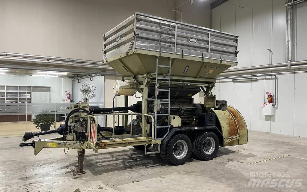  Romill CP2 Self-propelled foragers