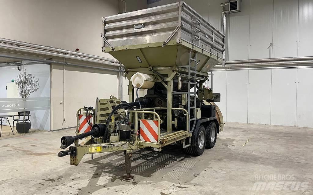  Romill CP2 Self-propelled foragers