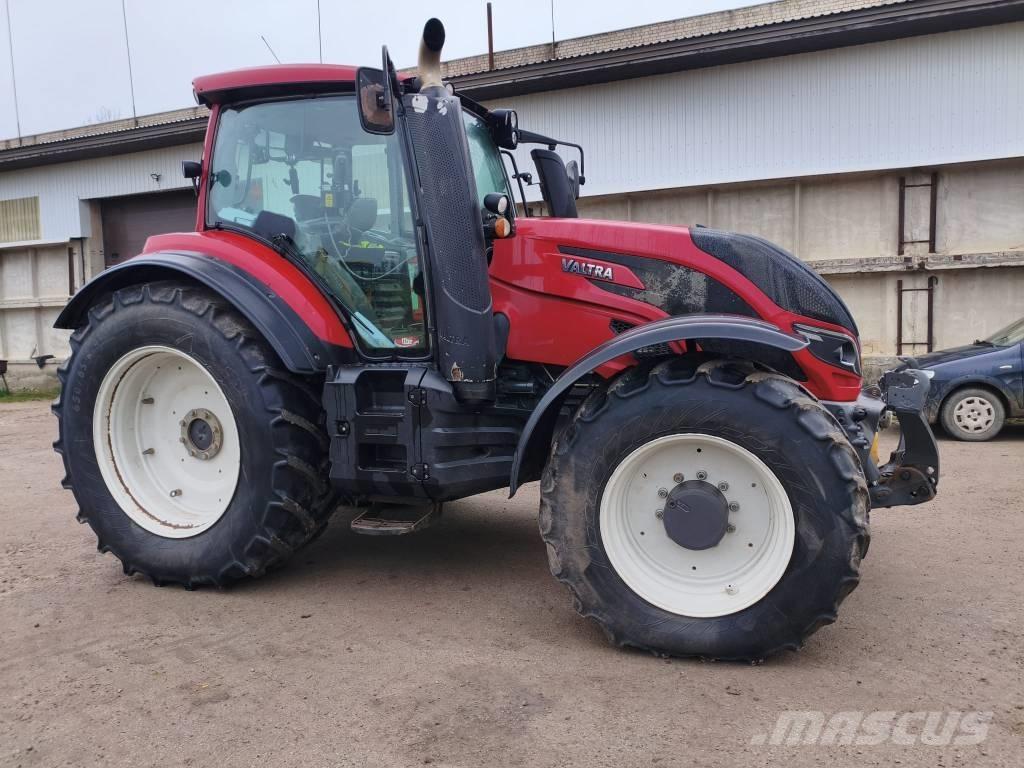Valtra T 234 V Tractors