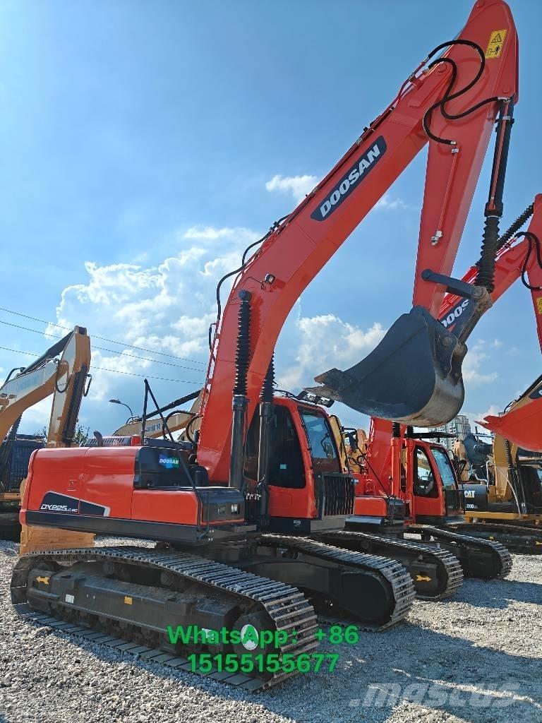 Doosan 225 LCA Crawler excavators