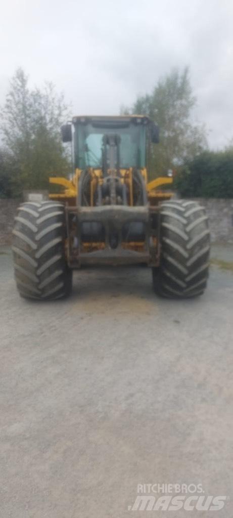 Volvo L 120 F Wheel loaders