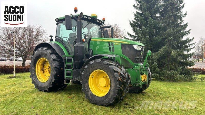 John Deere 6250 R Tractors