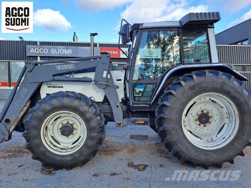 Valtra 8400 Tractors