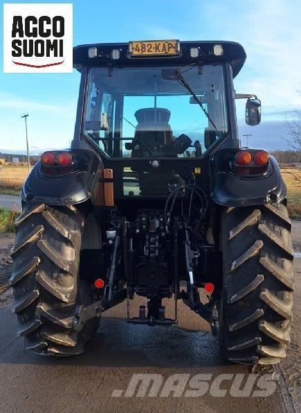Valtra T140 Tractors