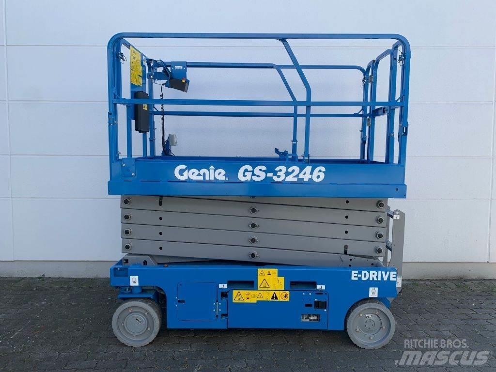 Genie GS-3246 Scissor lifts