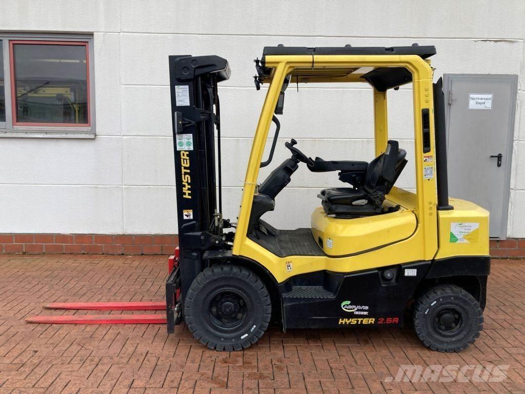 Hyster H 2.5A Diesel trucks