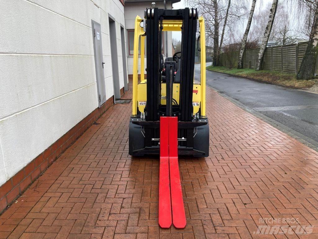 Hyster J 3.0 XN Electric forklift trucks