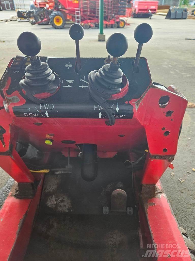 Agromatic  Multi purpose loaders