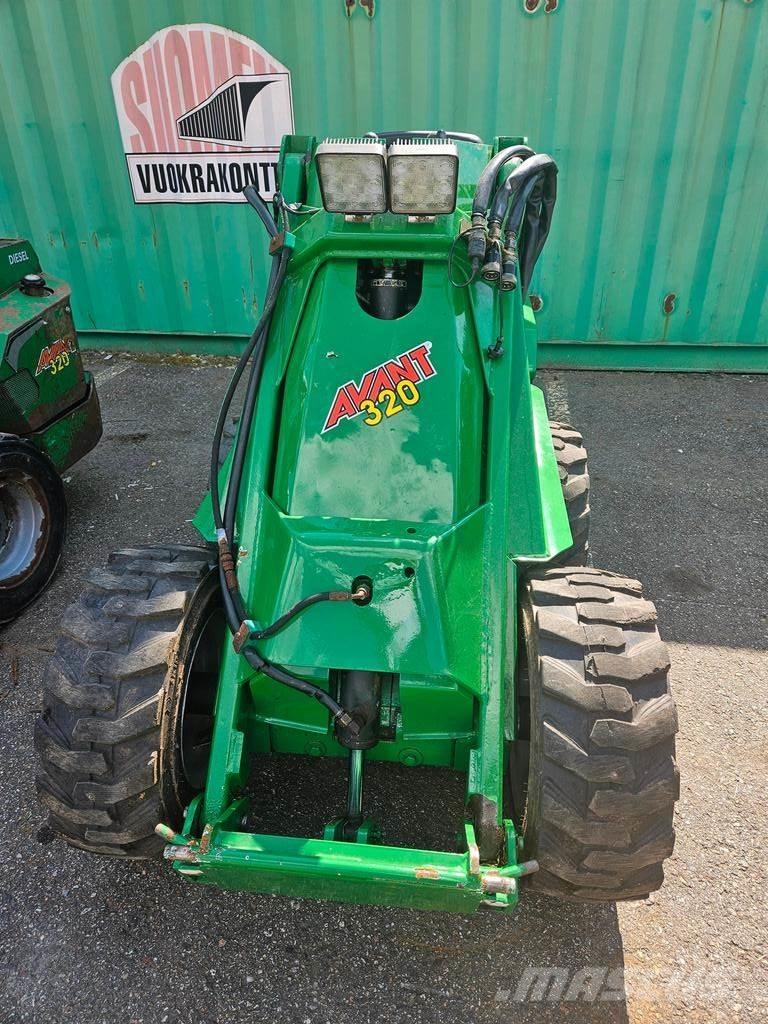 Avant 320 Multi purpose loaders
