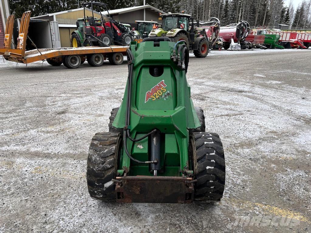 Avant 320 Multi purpose loaders