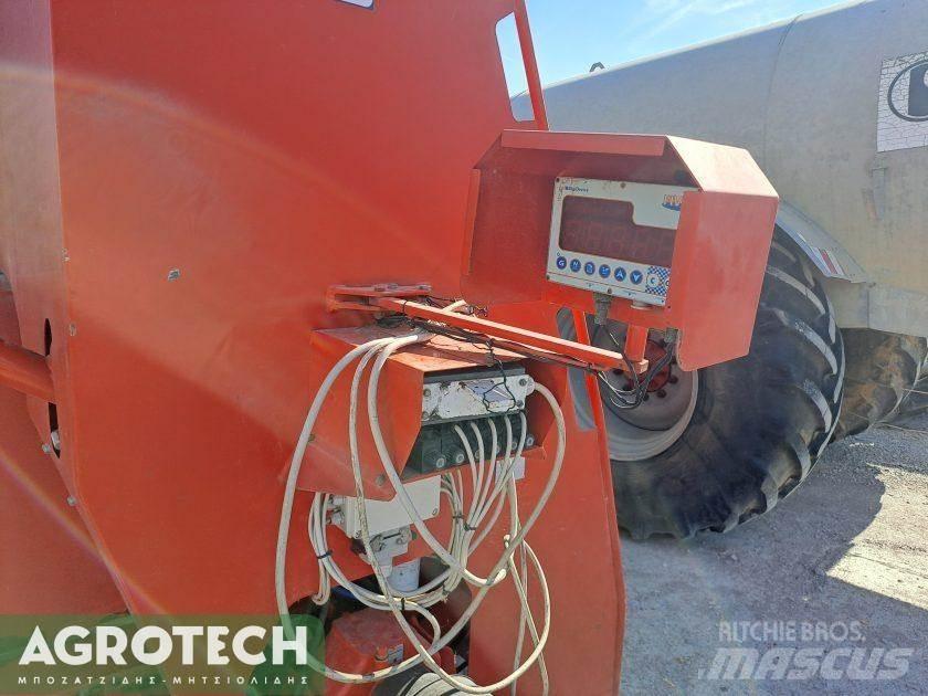 Ares 16 κυβικά Tractors