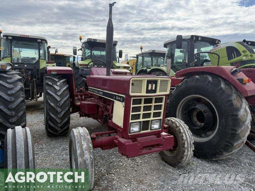 International 844s Tractors