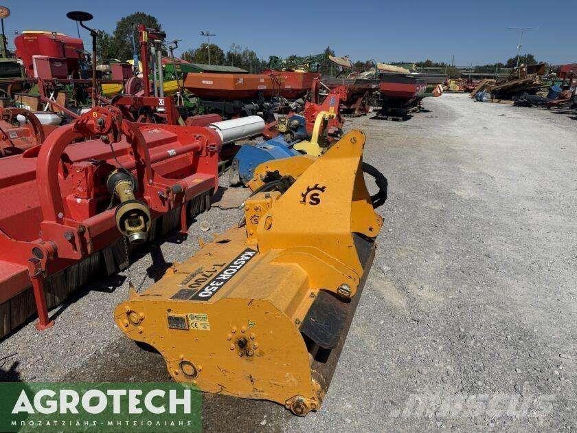  Kastor350 T1700 Tractors