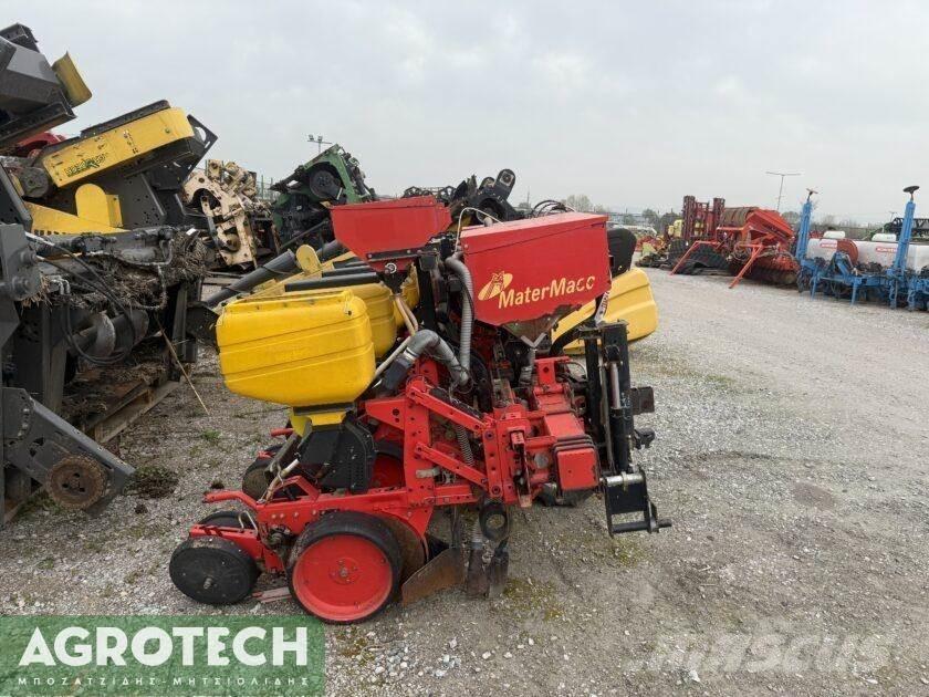 MaterMacc MS 8200 Tractors