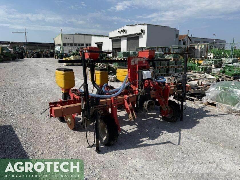 MaterMacc MS 8200 Tractors