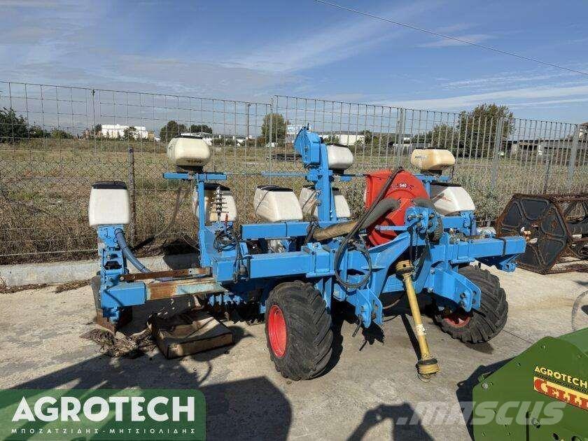 Monosem NG Plus 4M Tractors