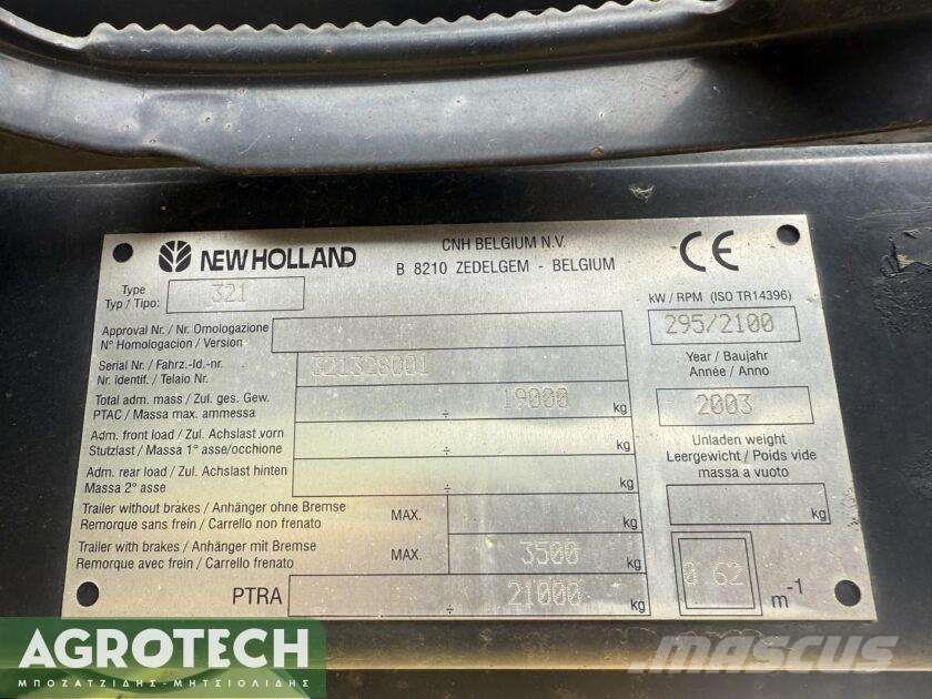 New Holland CX 880 Tractors