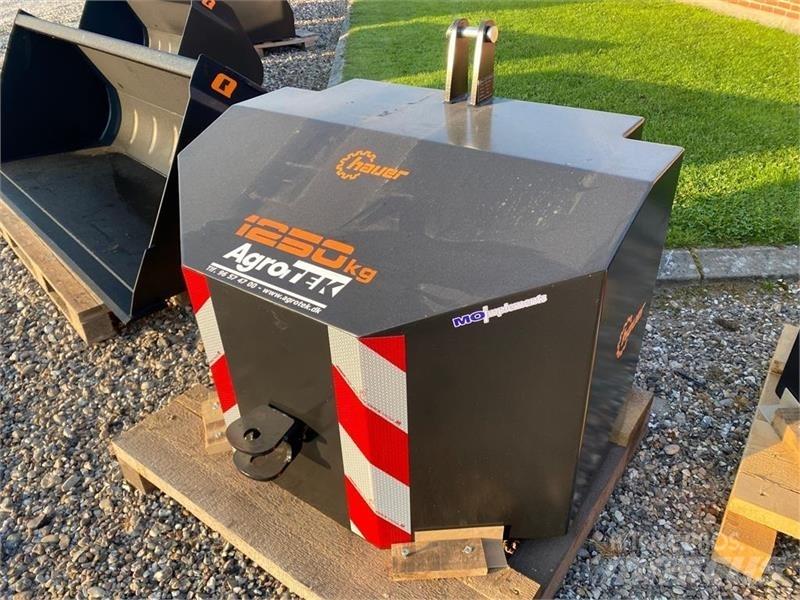 Hauer 1250 kg Other tractor accessories