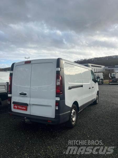Opel Vivaro Mini buses