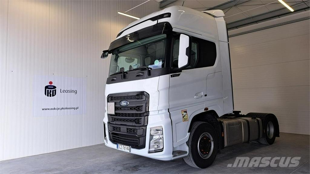 Ford F-MAX Tractor Units