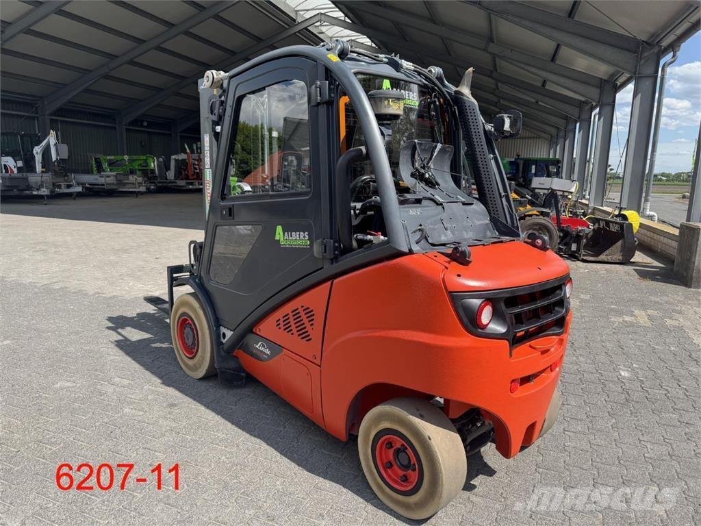 Linde H 35 T -02 LPG trucks