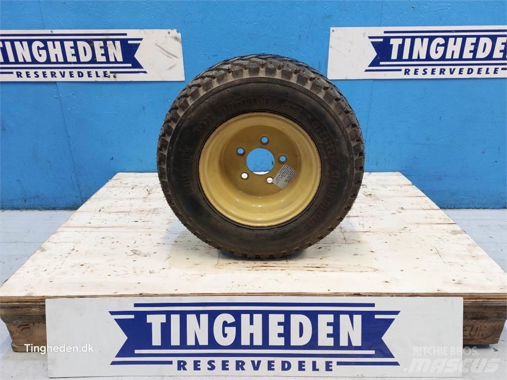  10 20x8.00-10 Tyres, wheels and rims