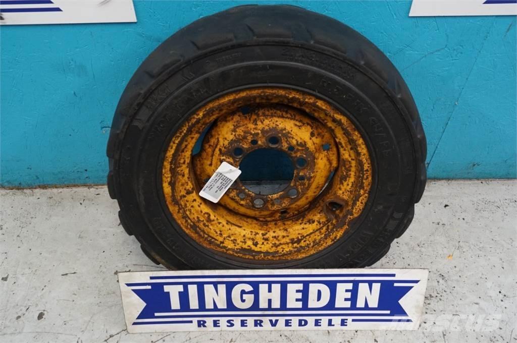  15 27X8.50-15 Tyres, wheels and rims
