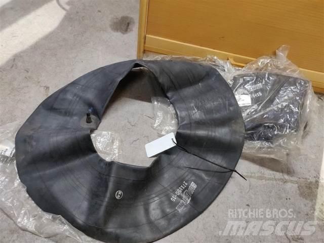  15 27x850-15 Tyres, wheels and rims