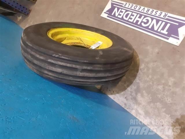  16 7.50-16 Tyres, wheels and rims