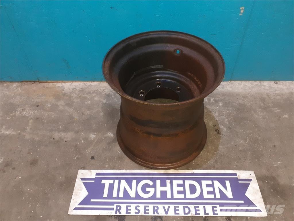  17 16.00x17 Tyres, wheels and rims