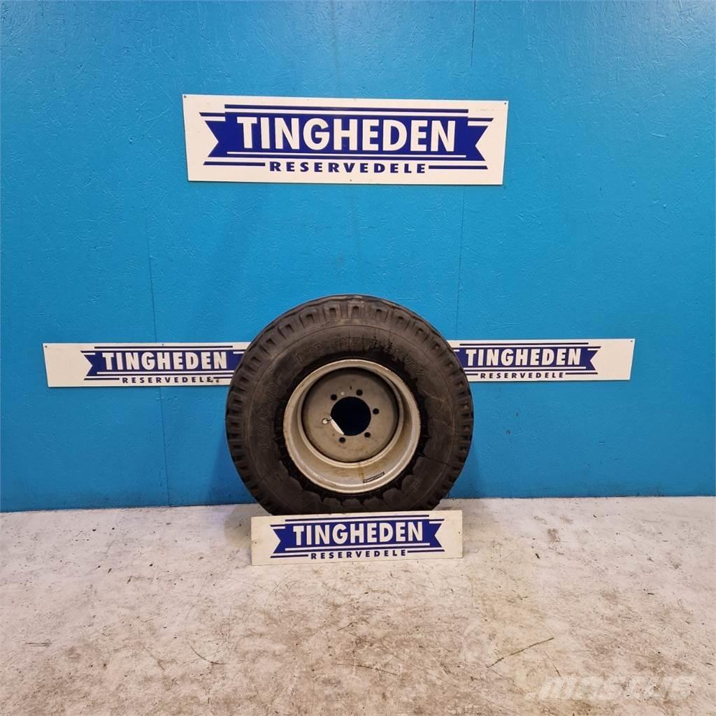  18 12.5/80-18 Tyres, wheels and rims