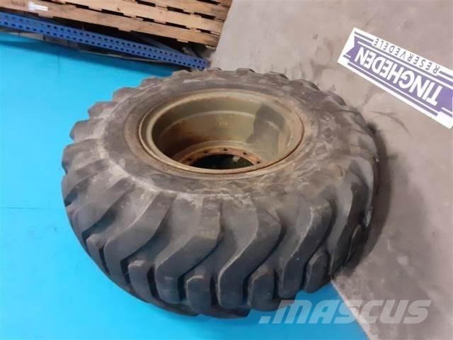 25 20.5-25 Tyres, wheels and rims