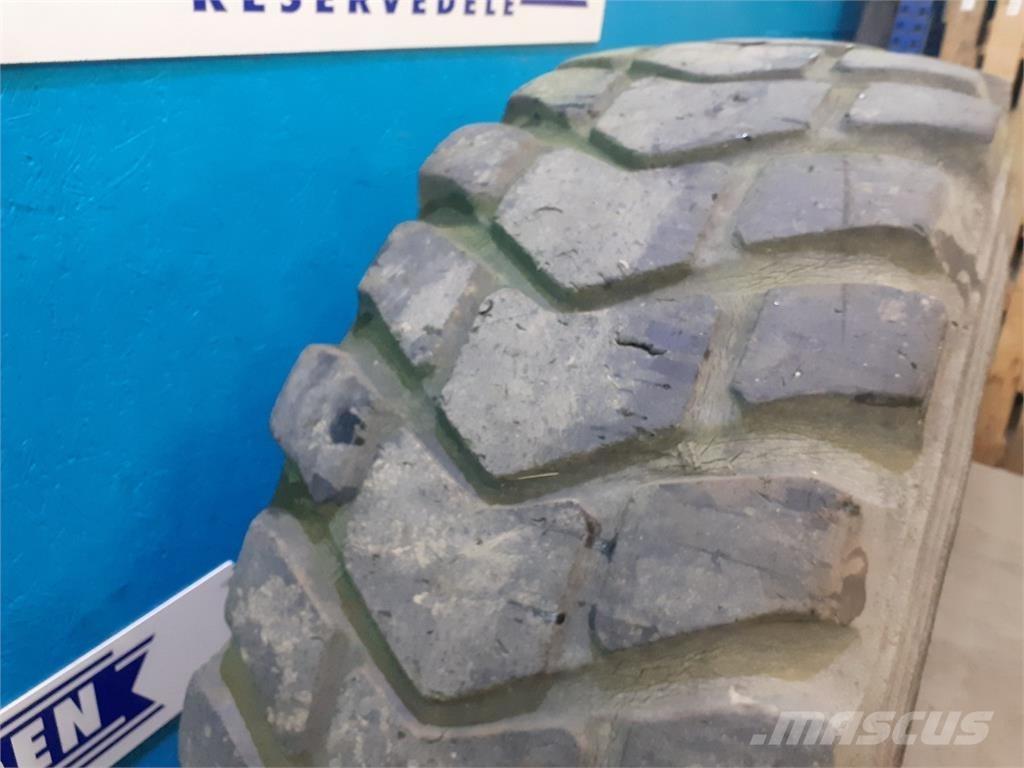  25 20.5R25 Tyres, wheels and rims