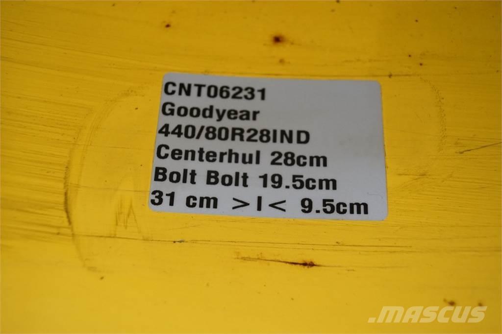  28 440/80R28 Tyres, wheels and rims