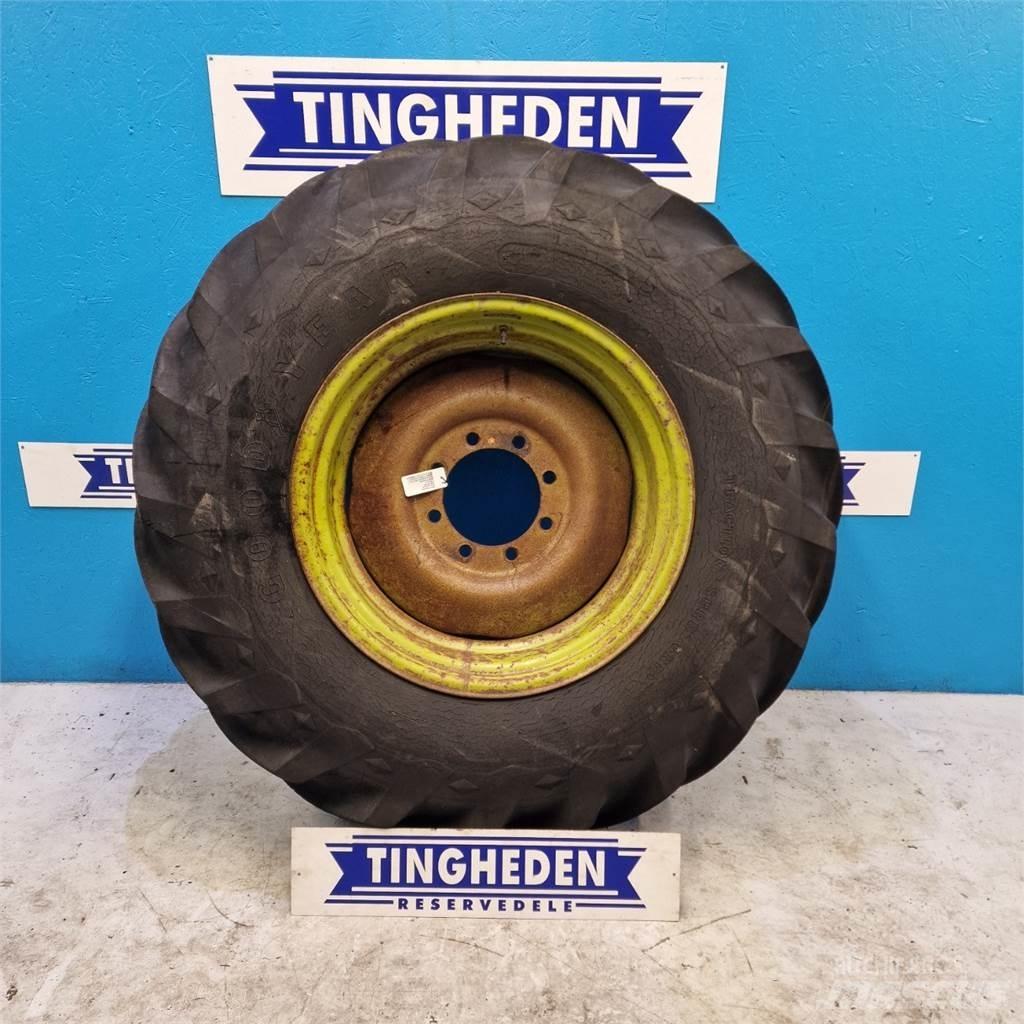 30 18.4-30 Tyres, wheels and rims
