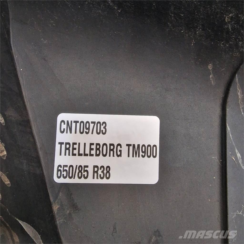  38 650/85R38 Tyres, wheels and rims