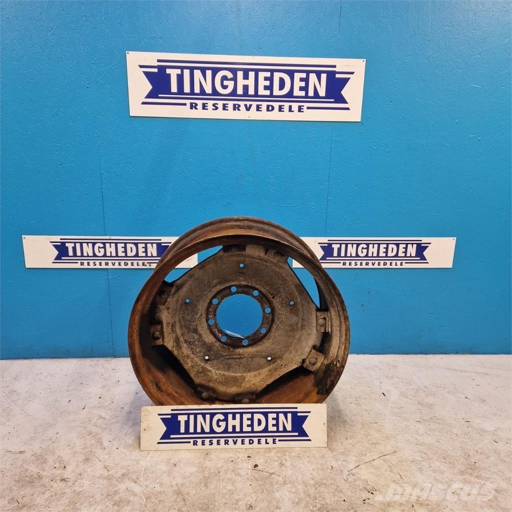  38 DW14x38 Tyres, wheels and rims