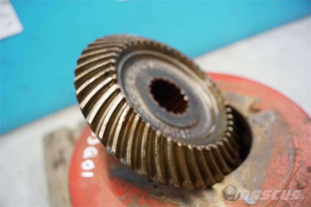 CASE 1480 Transmission