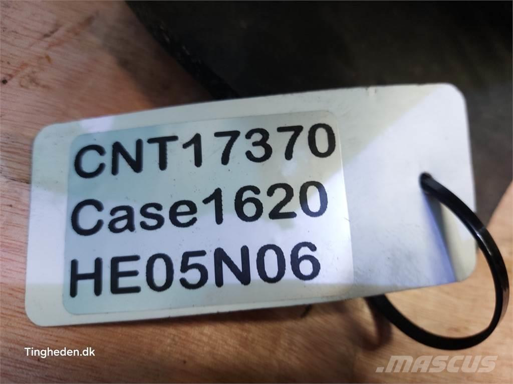 CASE 1620 Combine harvester accessories