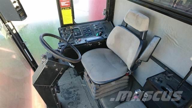 CASE 1640 Combine harvesters