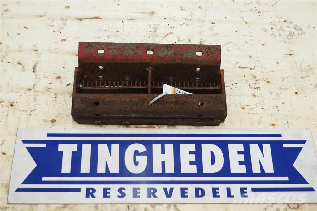 CASE 1640 Combine harvester accessories