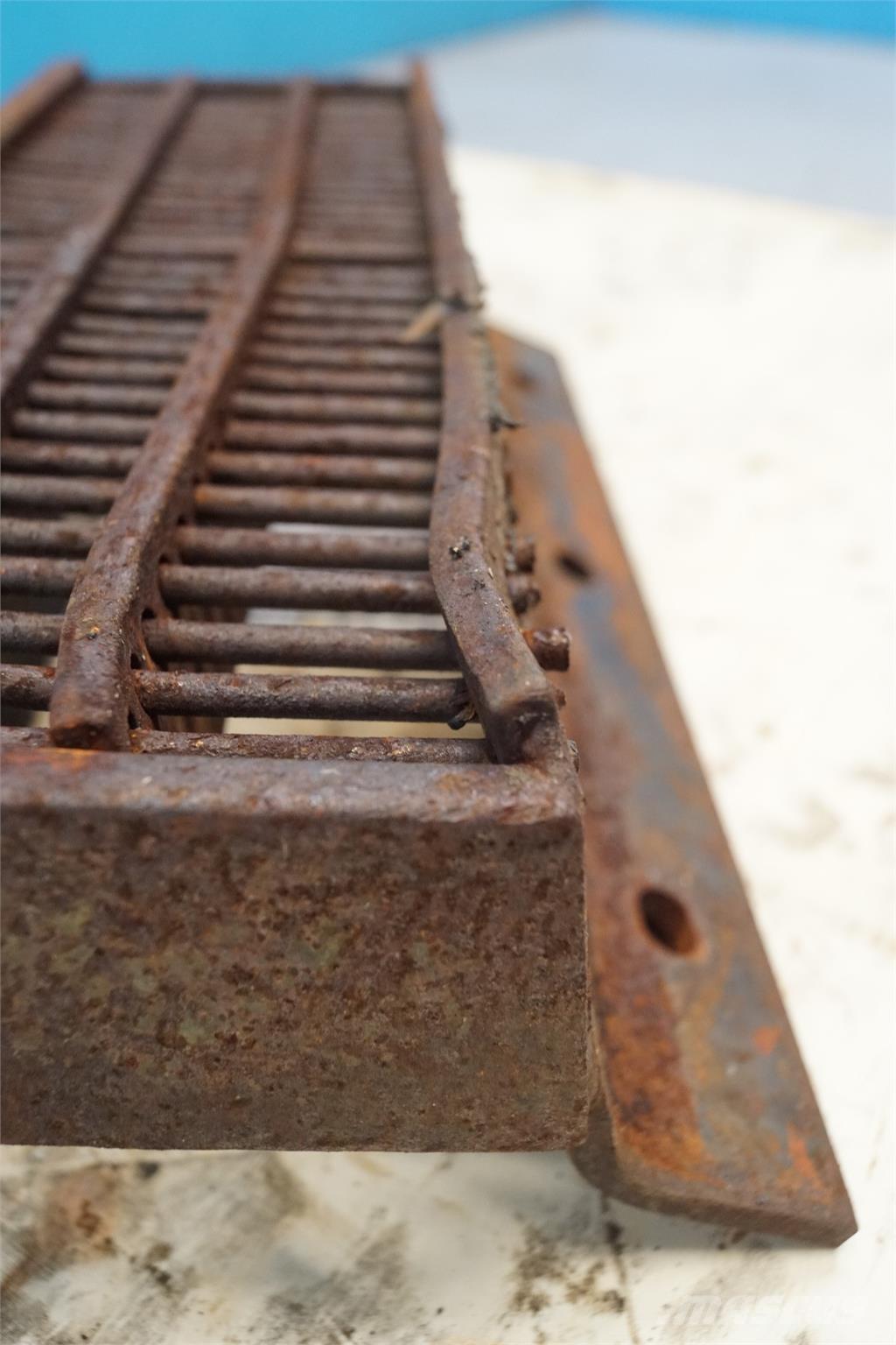 CASE 1640 Combine harvester accessories