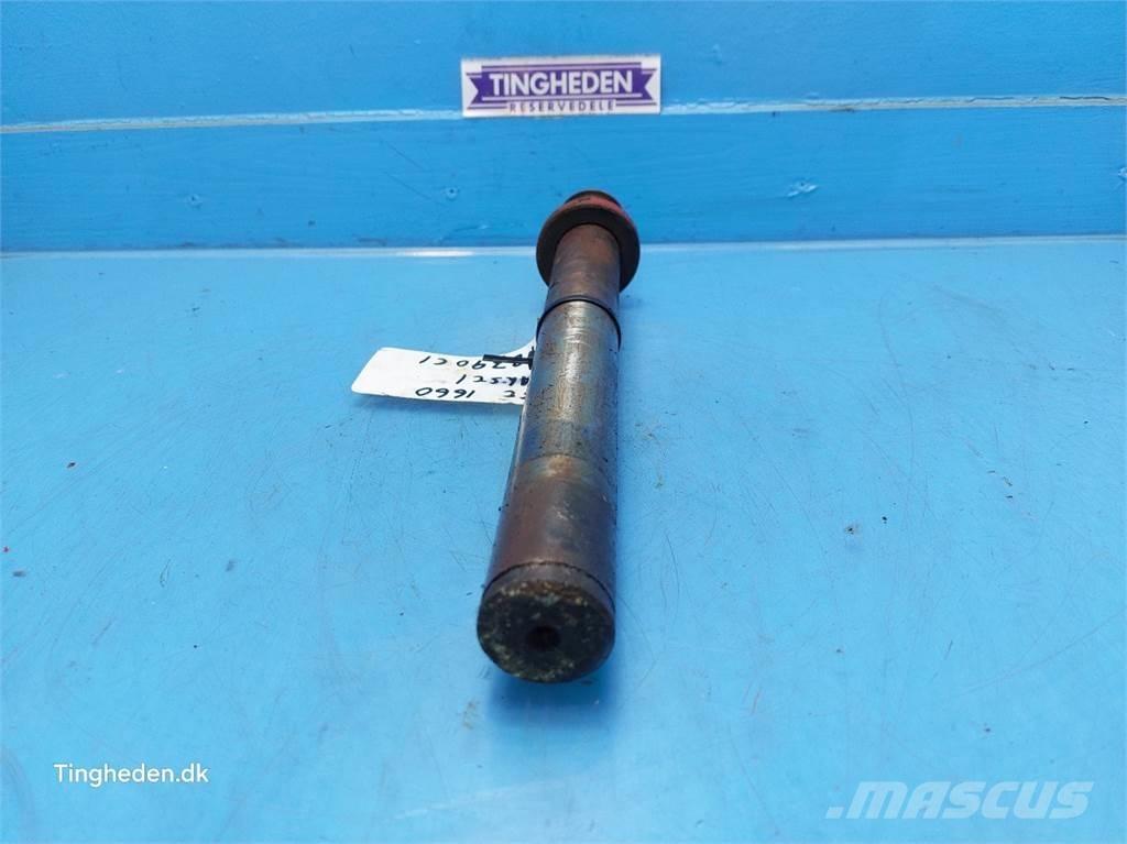 CASE 1660 Combine harvester accessories